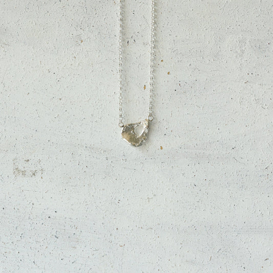 Oyster Pendant - Silver (small)