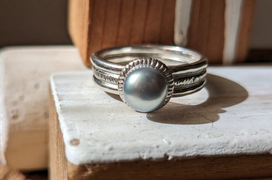 NYM Pearls - Grey Button