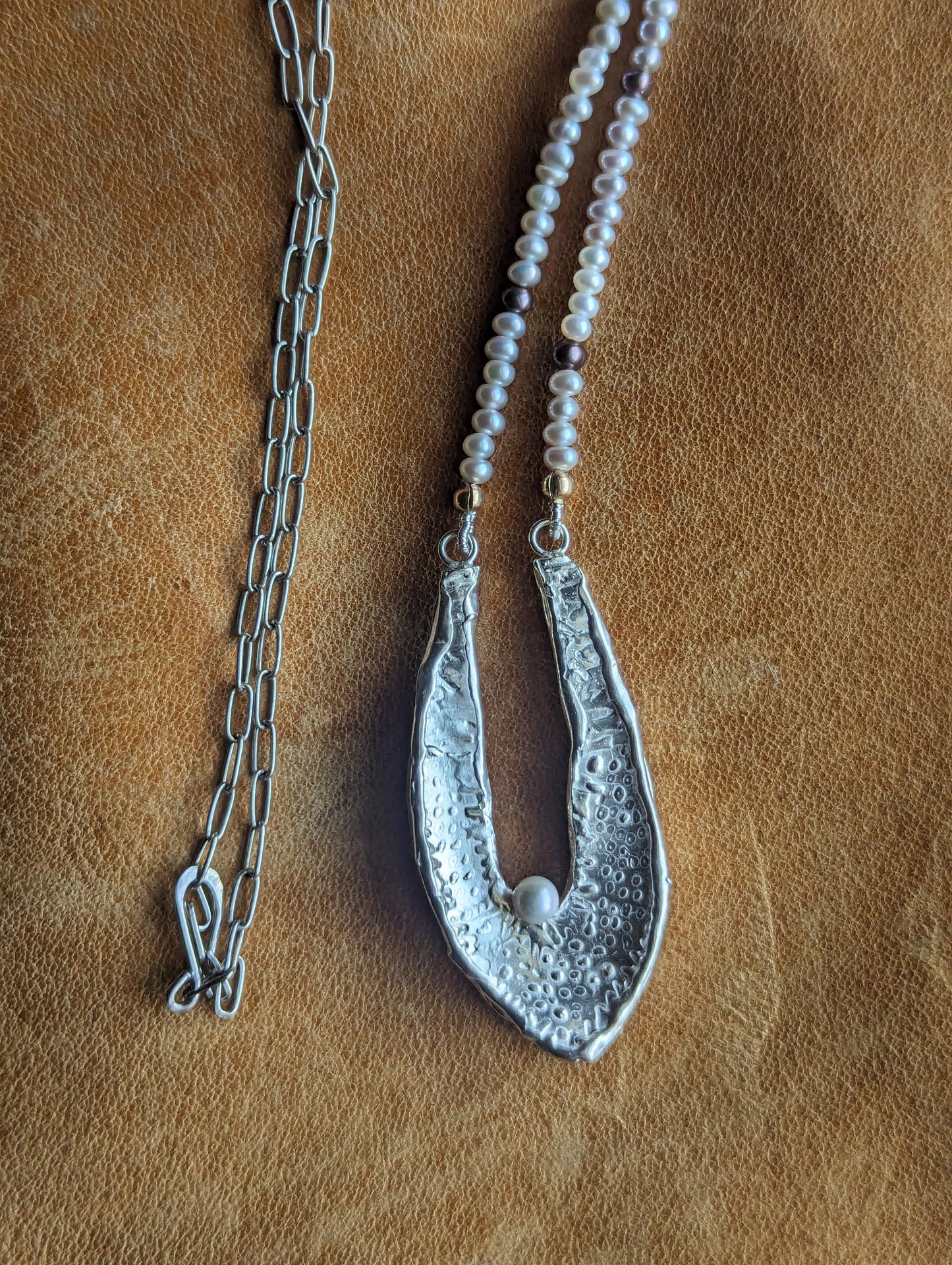 Longing Necklace 3 - Pearls