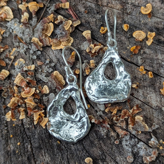 Oyster Earrings - Small Silver