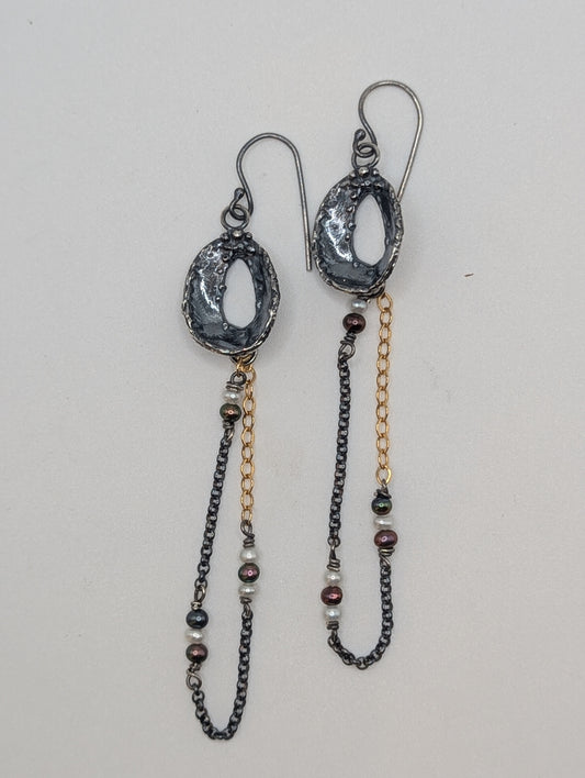 Shelly Dangles
